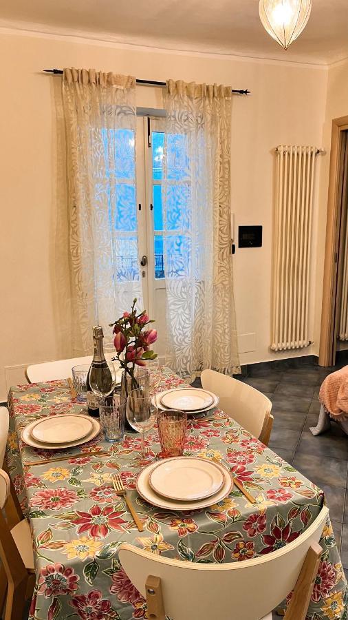 Al Bicerin Apartment, In Historical Center Of Torino Eksteriør billede