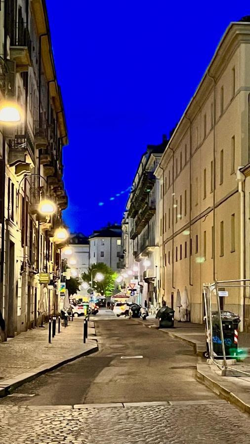 Al Bicerin Apartment, In Historical Center Of Torino Eksteriør billede